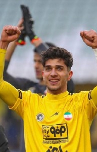 پرسپولیس شایعه مذاکره با سپاهان را رد کرد؛ «هیچ نامه‌ای برای جذب آریا یوسفی ارسال نشده»