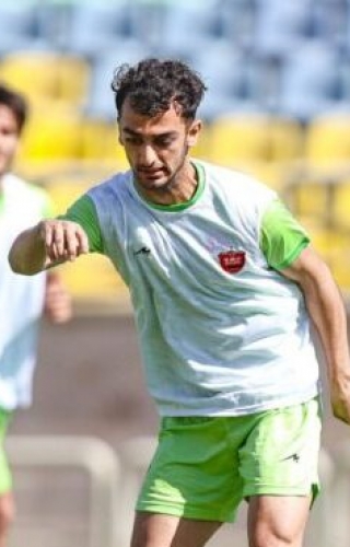 چند خواهان، یک مخالفت؛ سرنوشت مبهم مجتبی فخریان در پرسپولیس