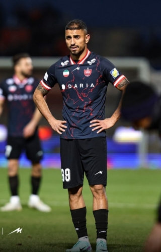 صحبت‌های صریح امین کاظمیان پس از برد پرسپولیس ؛ از شادی گل تا انتقاد از وضعیت مس رفسنجان