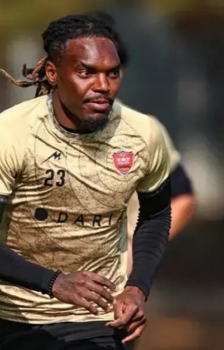 غایب غافلگیرکننده پرسپولیس مقابل سپاهان