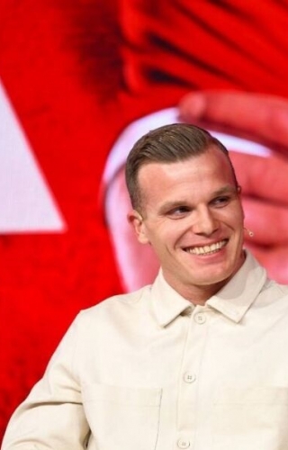 دنیل گرا آماده اولین چالش؛ مدافع مجارستانی در آستانه فیکس شدن مقابل فولاد