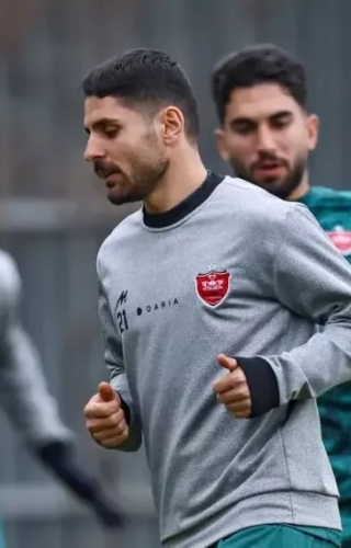 خبرهای امیدوارکننده از تمرین پرسپولیس؛ بازگشت تدریجی عمری و آماده‌شدن شکاری برای ملوان