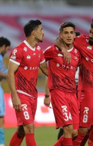 مهدوی: جاده صدرنشینی برای پرسپولیس صاف شد/ اوسمار نباید هدیه تراکتور را پس بفرستد