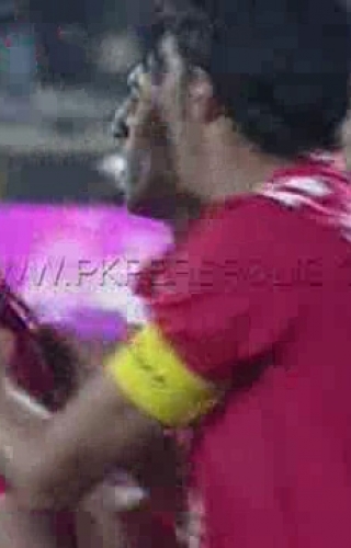 شش گل برتر پرسپولیس به فولاد خوزستان در تاریخ لیگ برتر کدام گزینه است؟/ ویدیو