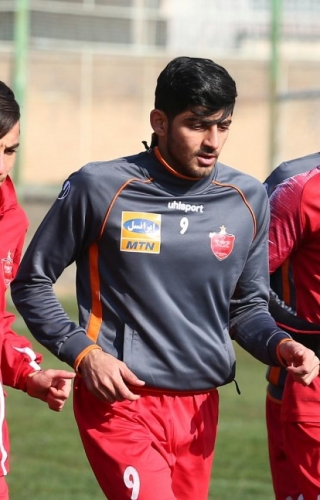 مراسم عروسی هافبک پرسپولیس با ادای احترام به شهید سردار سلیمانی