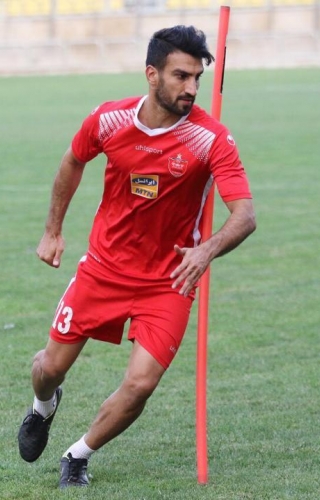 کاپیتان در قائم شهر؛ جمع پرسپولیسی ها جمع شد