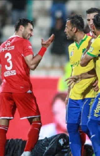 عملکرد جالب خط دفاع پرسپولیس مقابل نفت آبادان