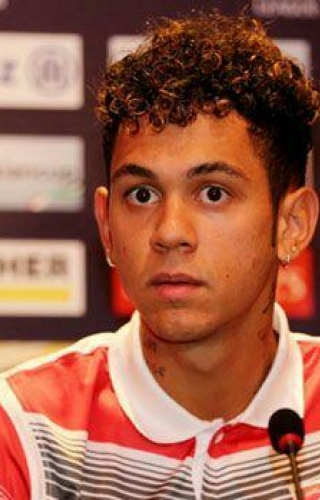 هافبک الدحیل بازی با پرسپولیس را از دست داد