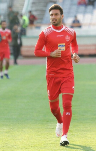 ماندن خلیل‌زاده و نادری در پرسپولیس قوت گرفت