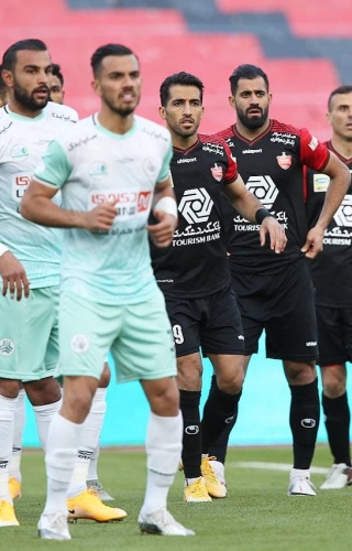 پرسپولیس یک - سایپا صفر/ صدرنشینی پرسپولیس با کمک کاپیتان خستگی‌ناپذیر