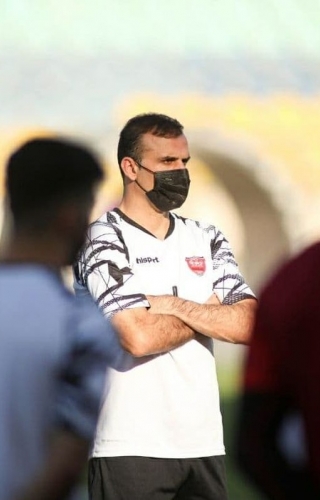 حسینی: به نداشتن بازی رسمی قبل از بازی با الهلال فکر نمی کنیم
