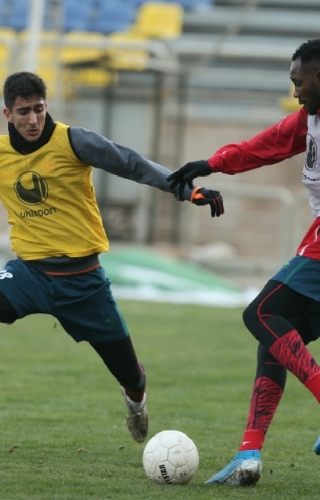 بدهی به اوساگونا پرداخت شد/ پرسپولیس منتظر باز شدن پنجره نقل و انتقالات
