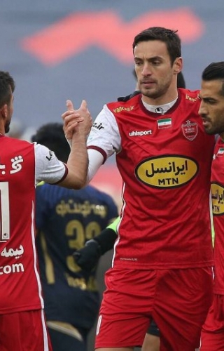پرسپوليس با مهاجم خارجی مقابل استقلال